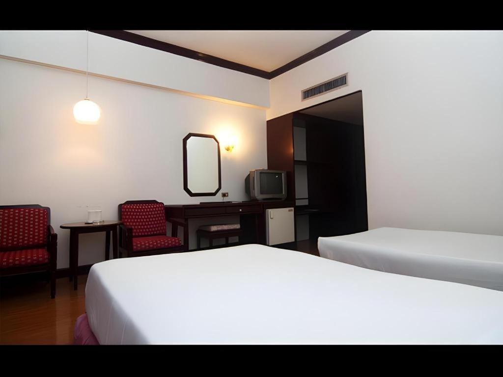 Florida Hotel Hat Yai Exterior photo